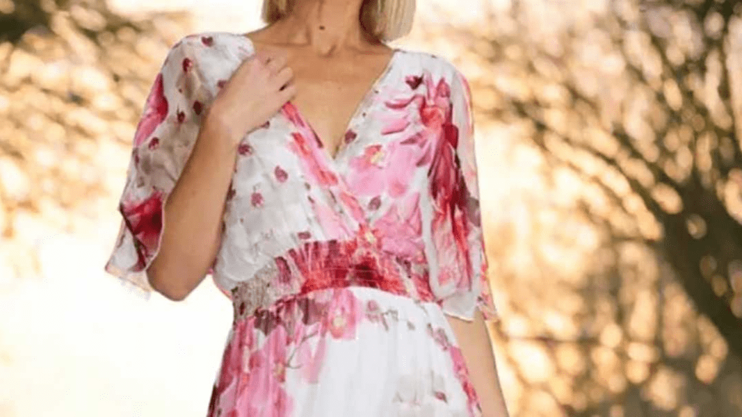 Lois & Co About Us 2