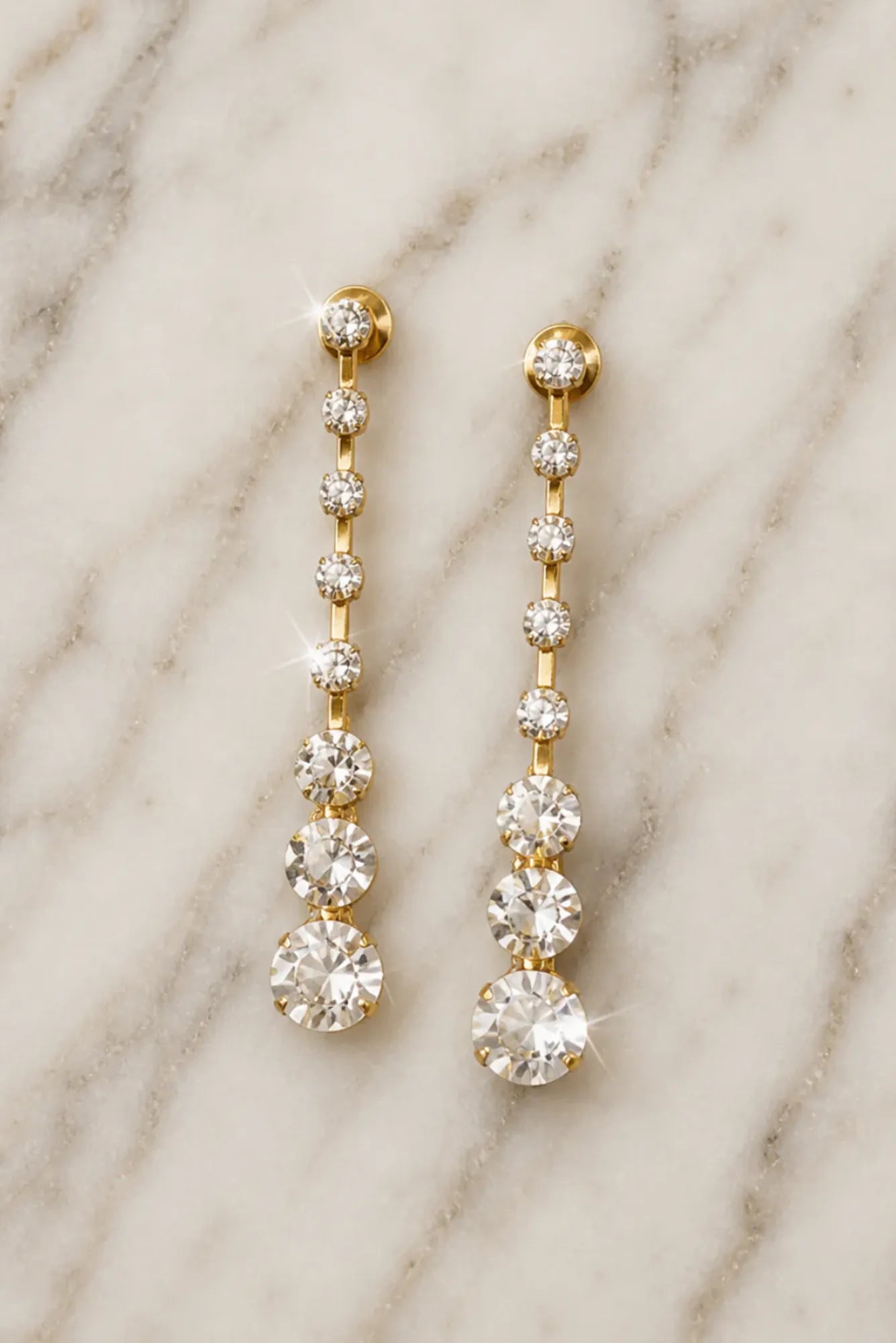 Lois & Co Earrings Post / push back (butterfly) Seraphine - Sparkling Round Cut Crystals Seraphine - Sparkling Round Cut Crystals