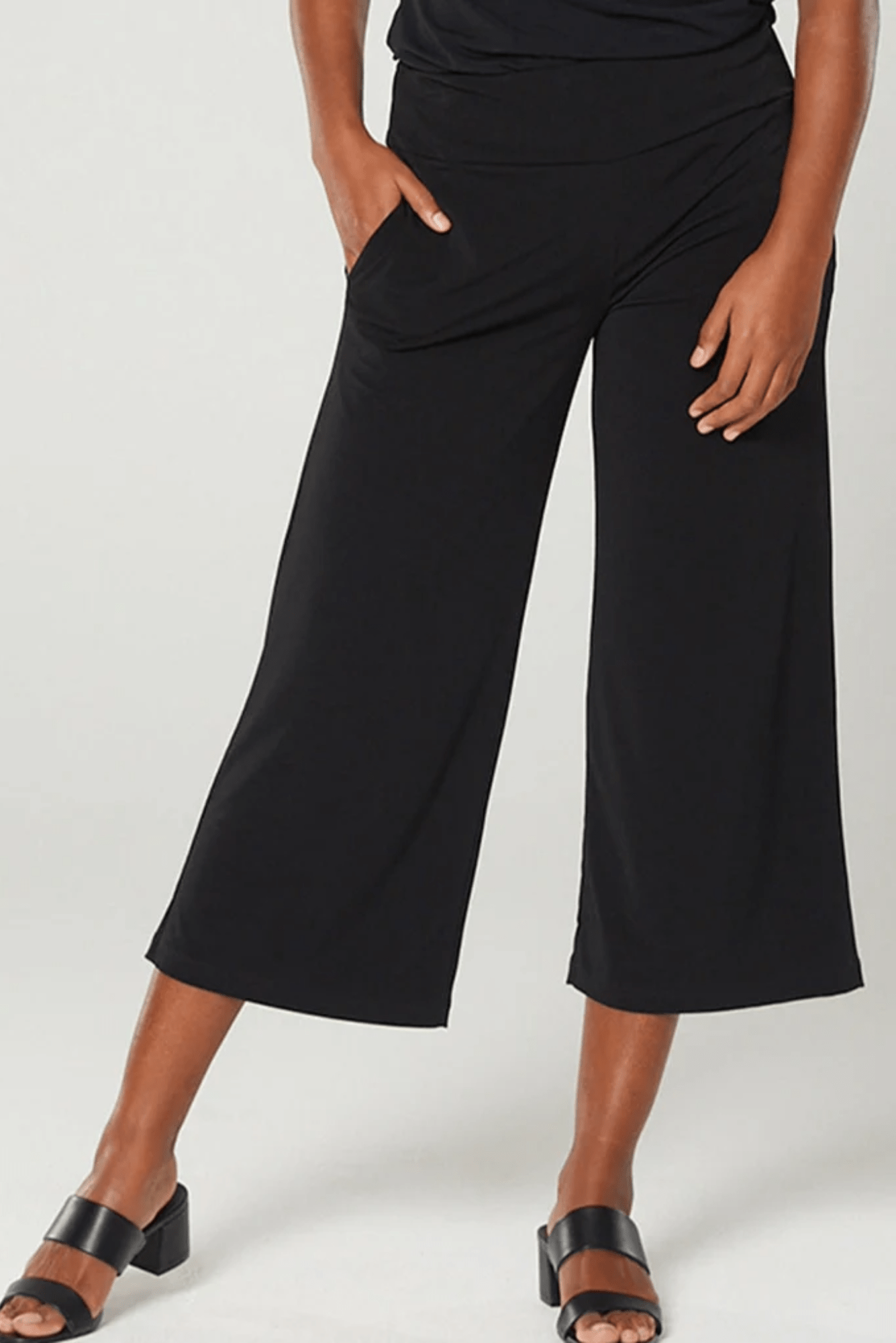 Lois & Co Lundie Jersey Culottes in Black Lundie Jersey Culottes in Black