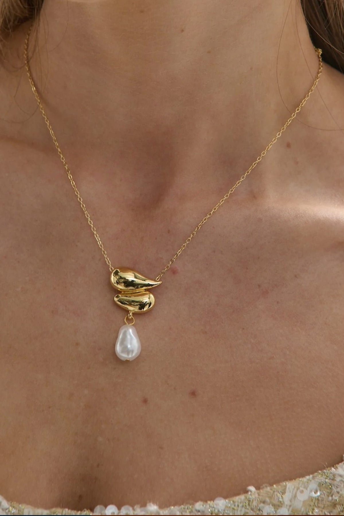 Lois &amp; Co Necklace Pendant Liora - Pearl 18K Gold Plated Necklace - Lustre &amp; Sage Liora - Pearl 18K Gold Plated Necklace - Lustre &amp; Sage